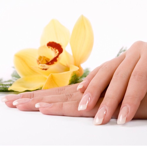 HAPPINESS NAILS & SPA - manicure